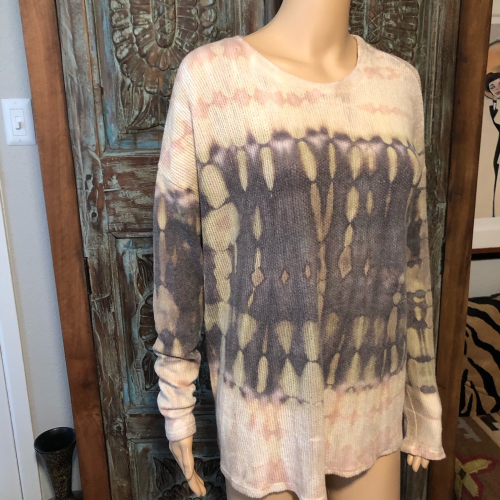 Long sleeve waffle knit tie dye top. Small. NWOT - Picture 4 of 7